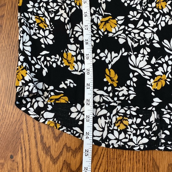 FRNCH Small/Medium Black Gold Floral Crepe Blouse Back Zipper Fairycore Cottage - Picture 13 of 16